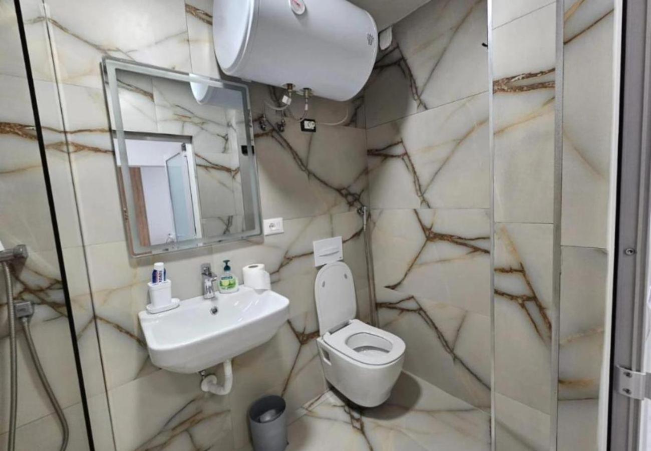 Appartement Kalpazo Myslym Shyri Tirana Extérieur photo
