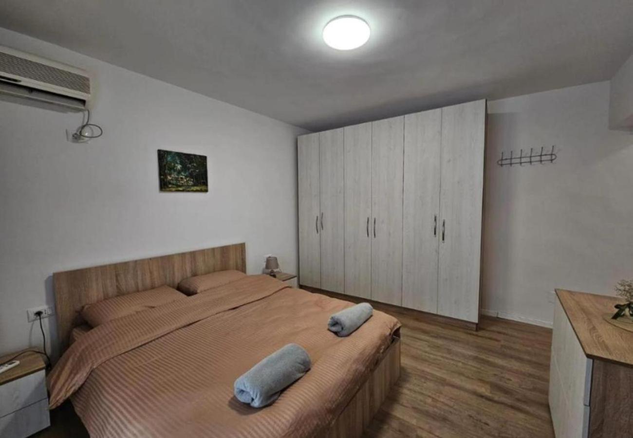 Appartement Kalpazo Myslym Shyri Tirana Extérieur photo